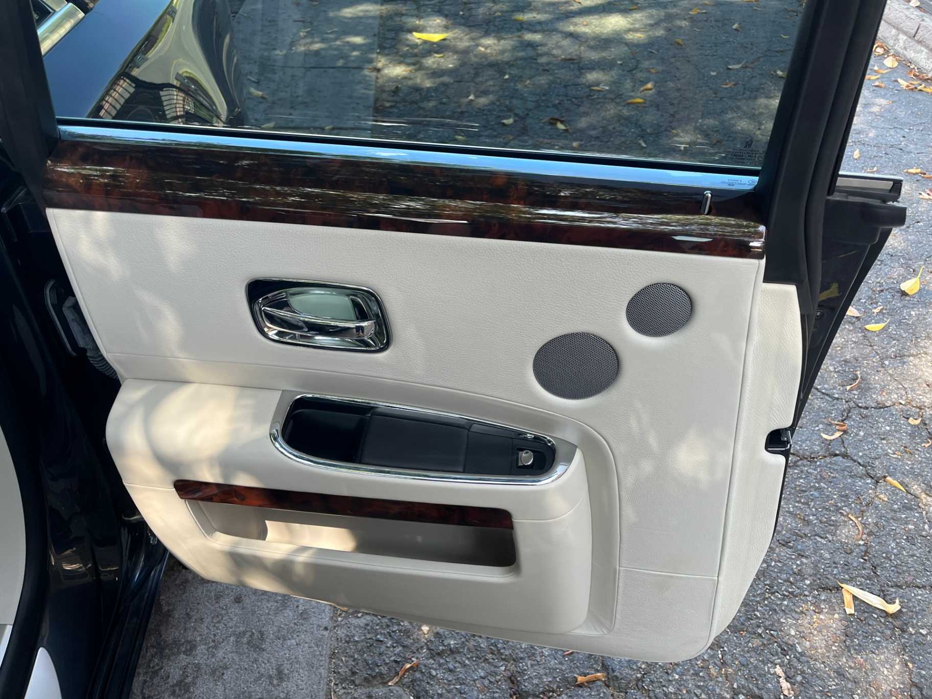 Rolls-Royce Ghost Image 43