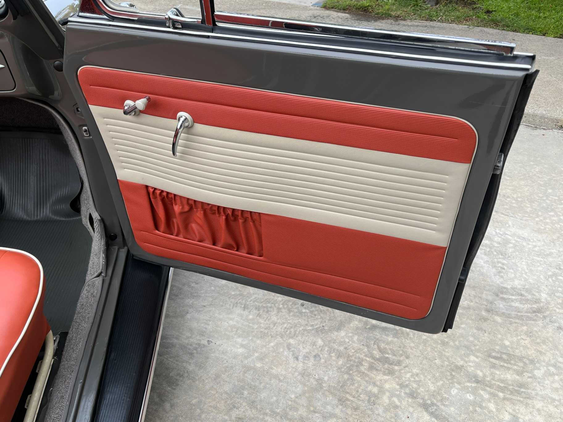 Volkswagen Beetle Image 23