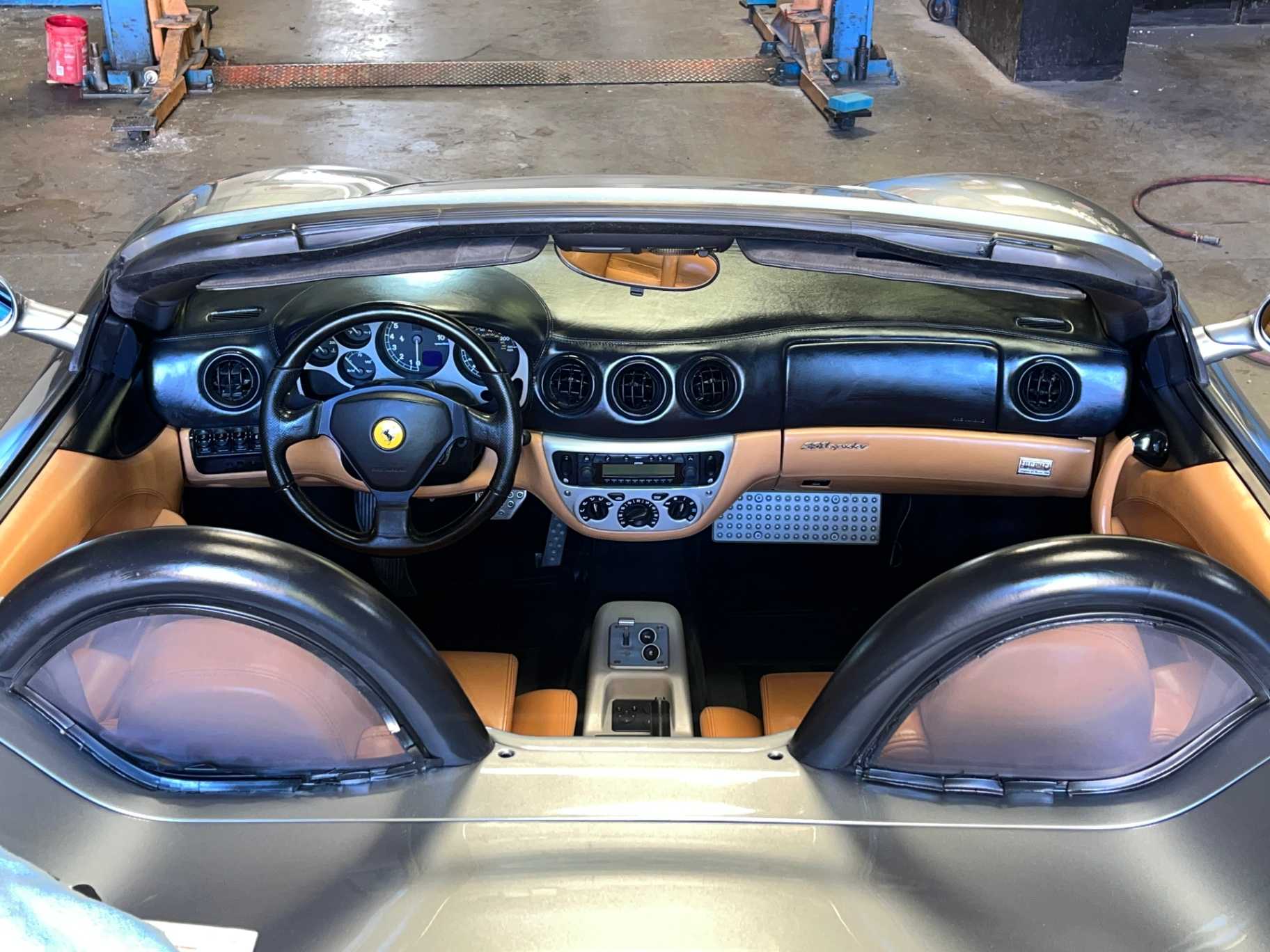 Ferrari 360 Spider Image 24