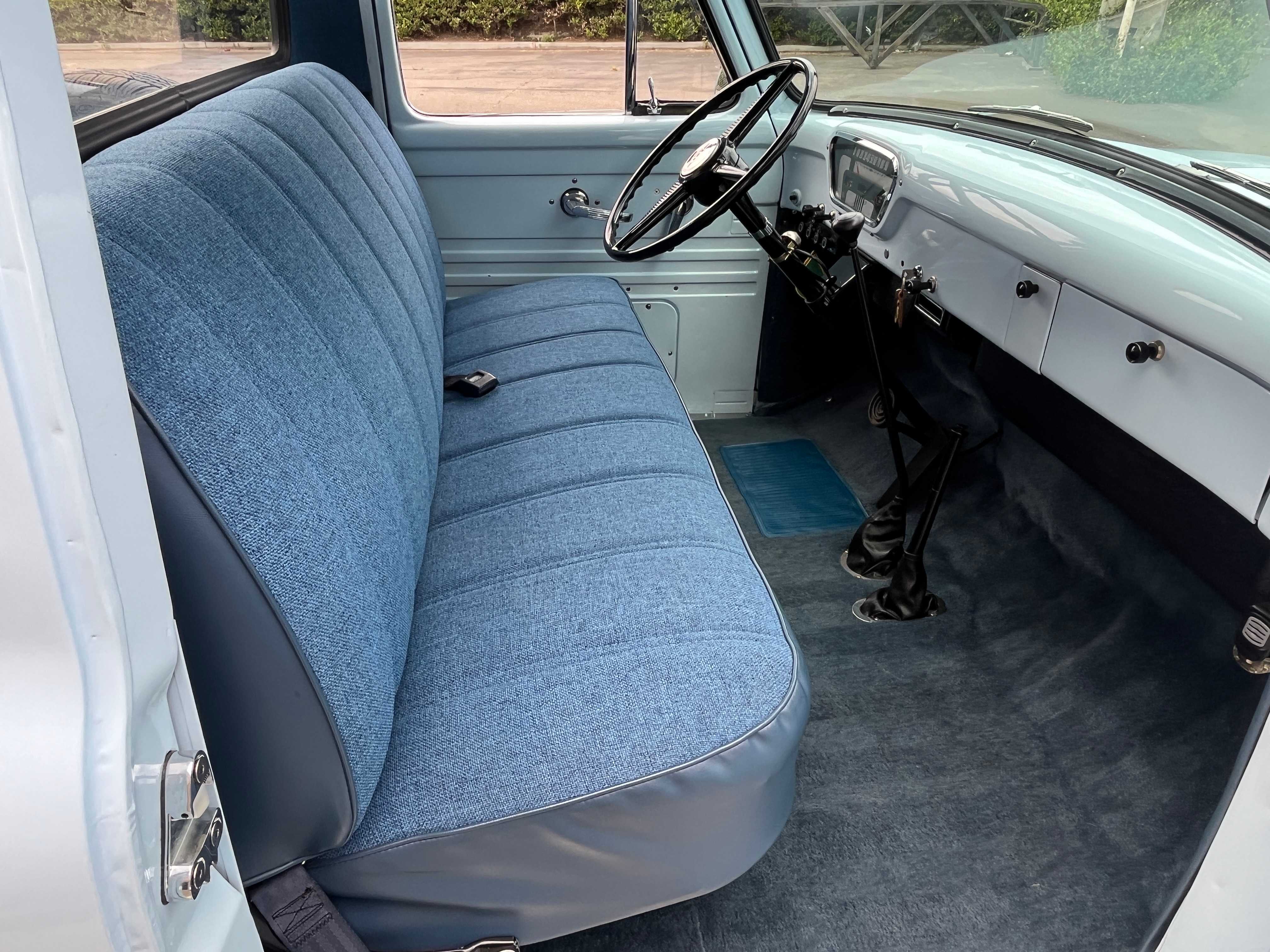 Ford F-100 Image 39