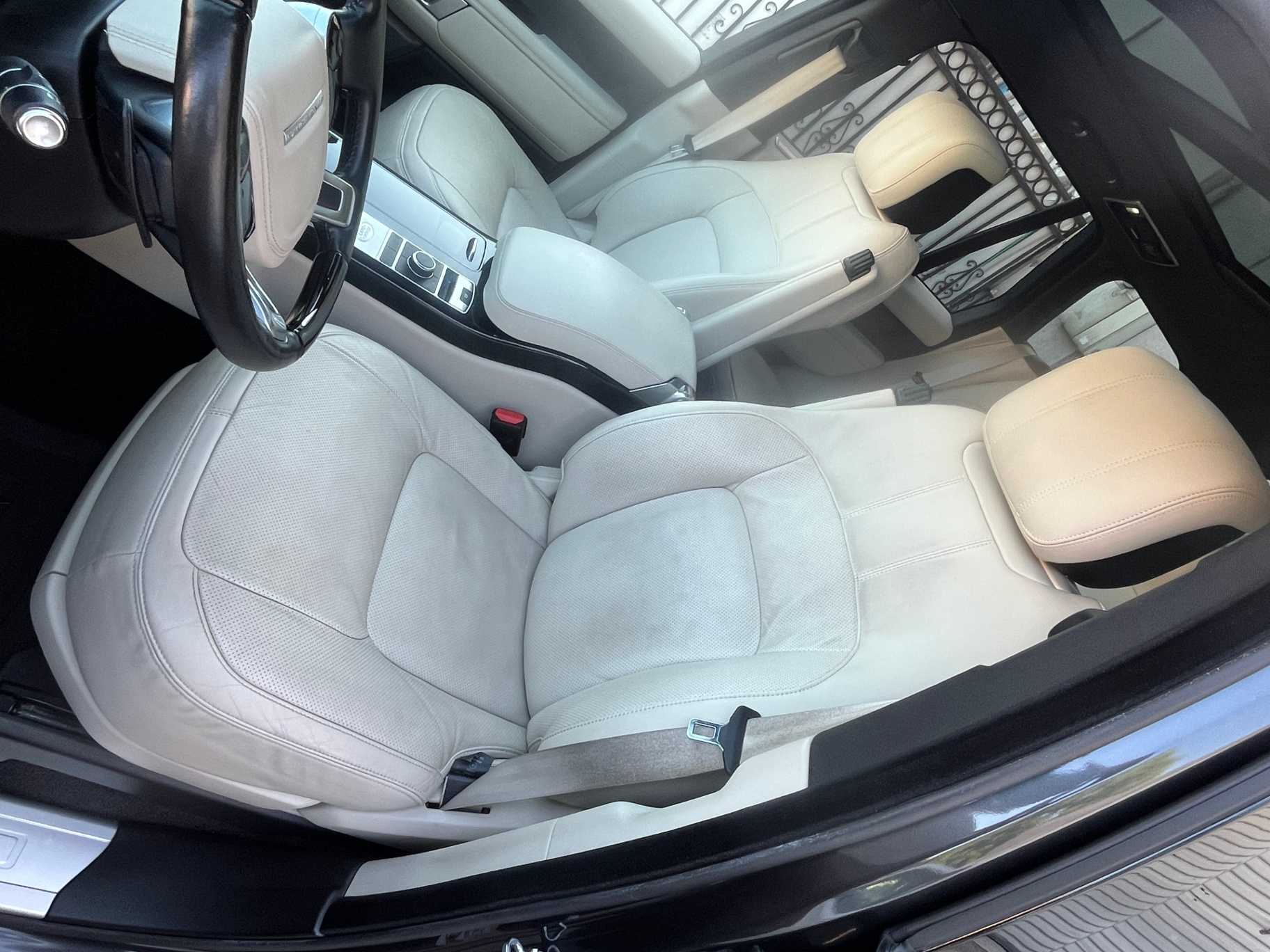 Land Rover Range Rover Image 32