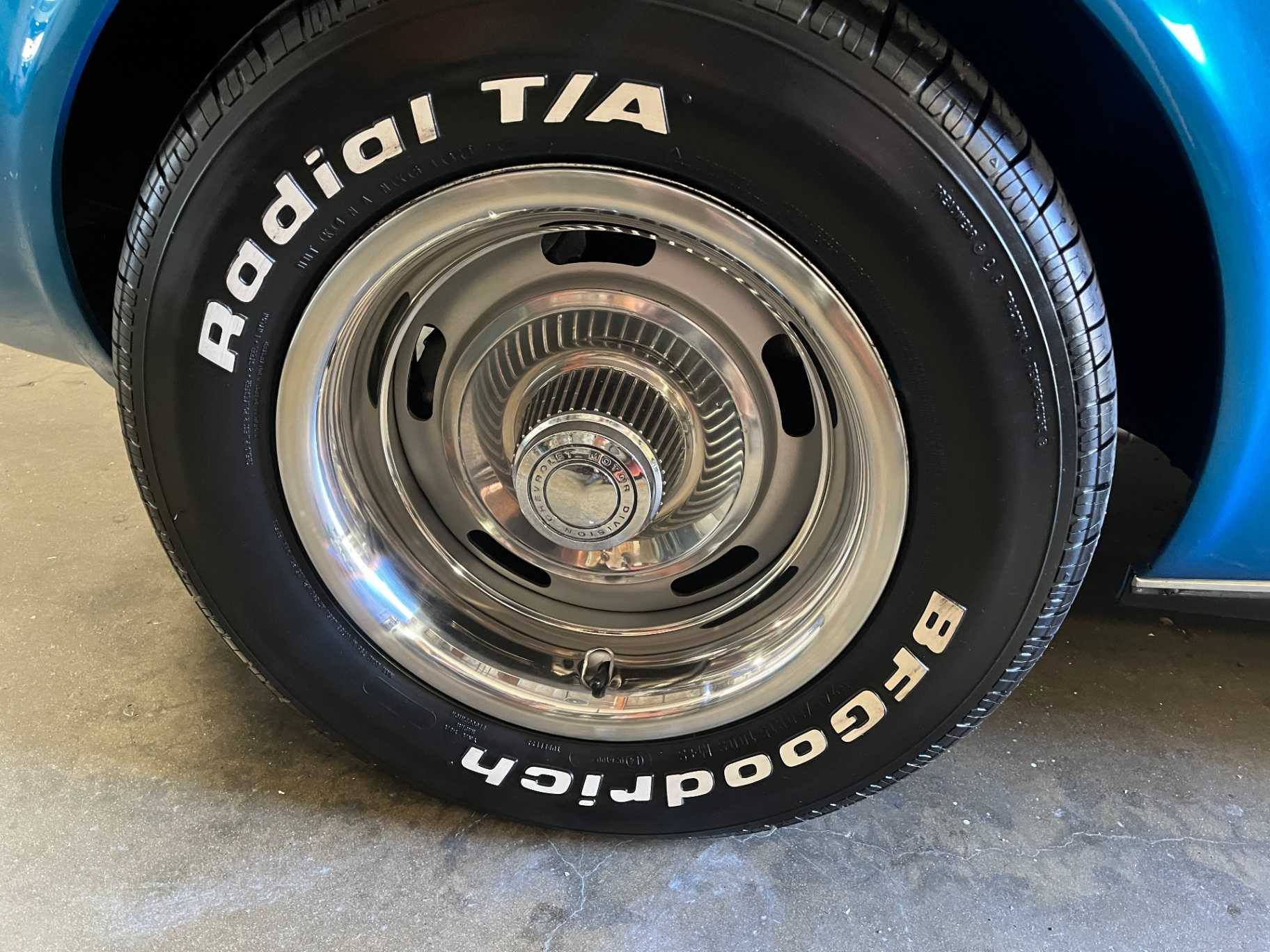 Chevrolet Corvette Image 43