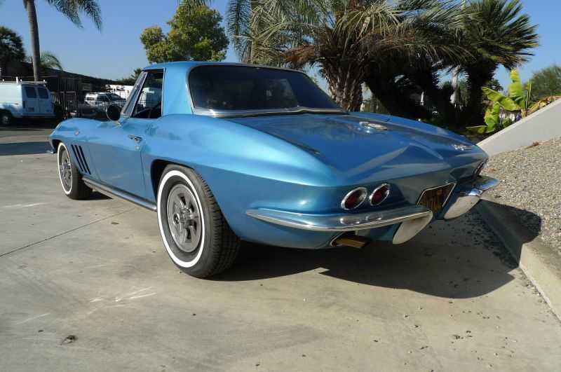 Chevrolet Corvette Image 6