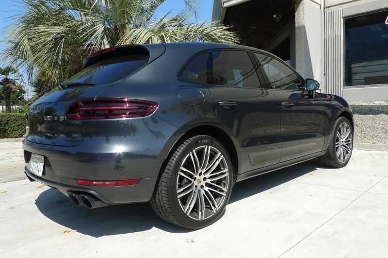 Porsche Macan Image 12