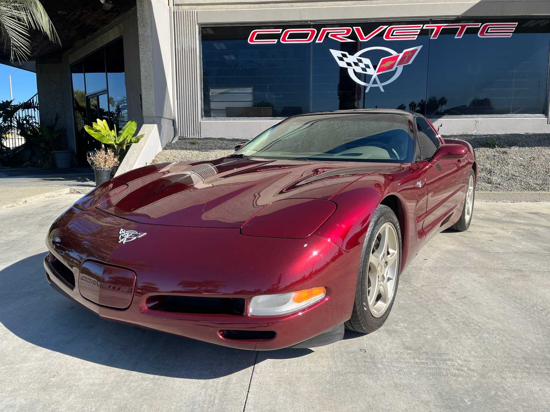 Chevrolet Corvette Image 1