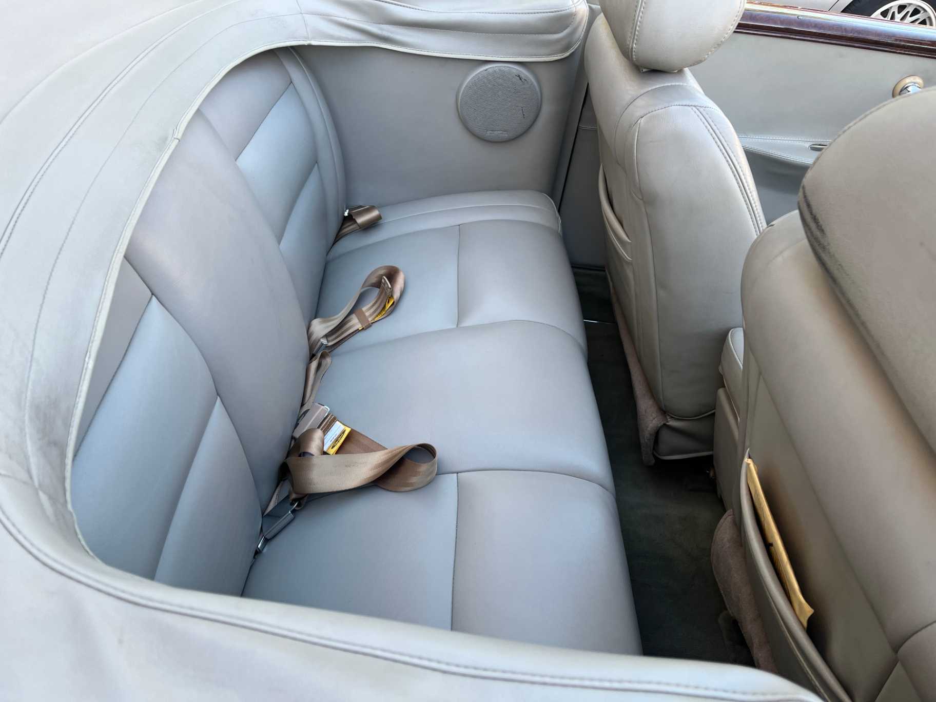 Ford Super Delux Image 35