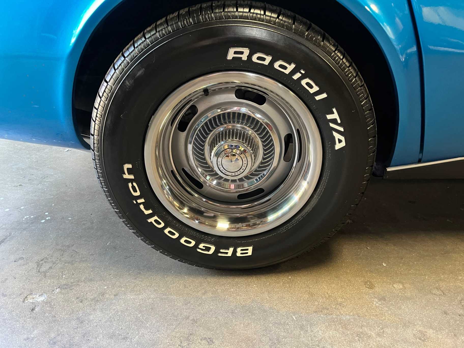 Chevrolet Corvette Image 37