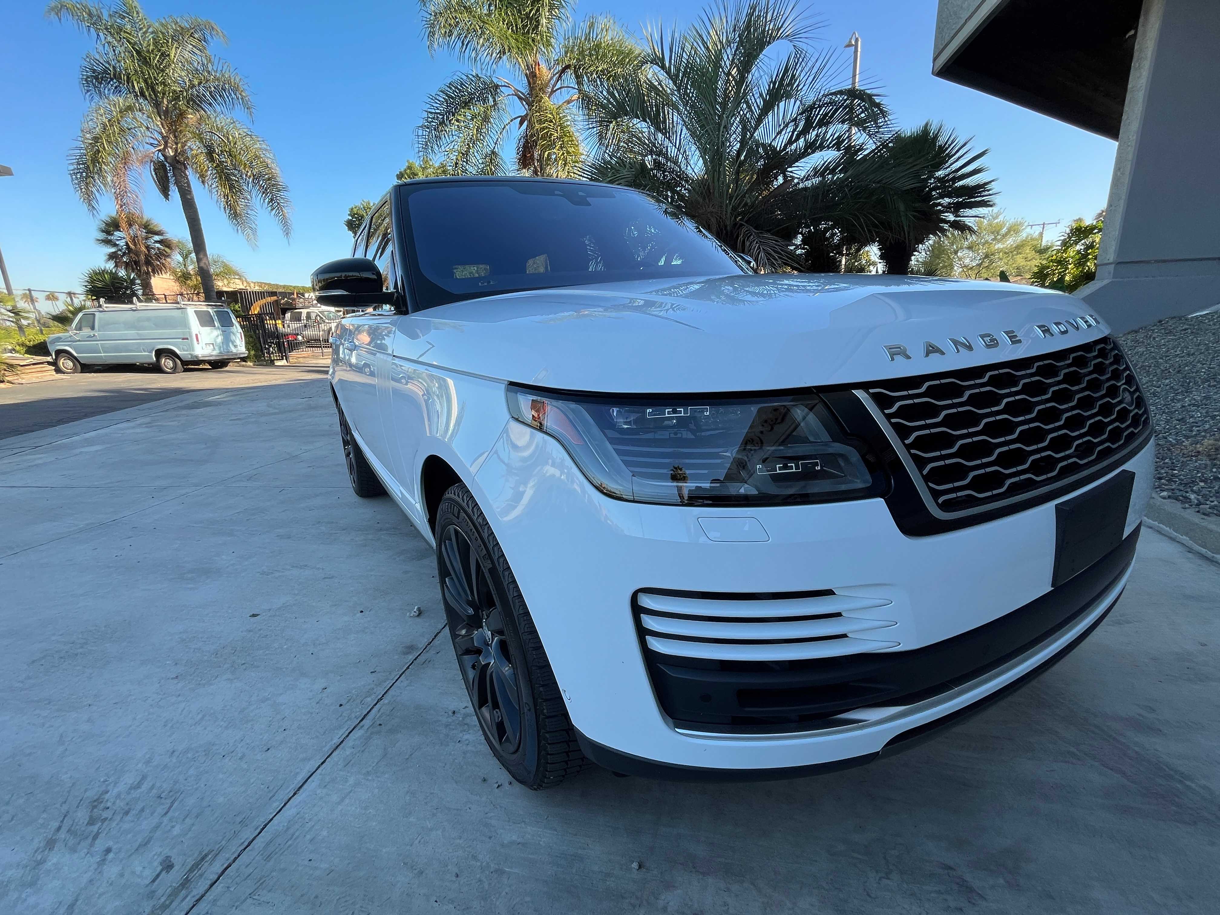 Land Rover Range Rover Image 40