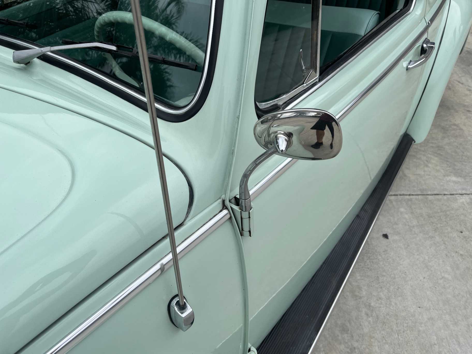 Volkswagen Beetle Image 5