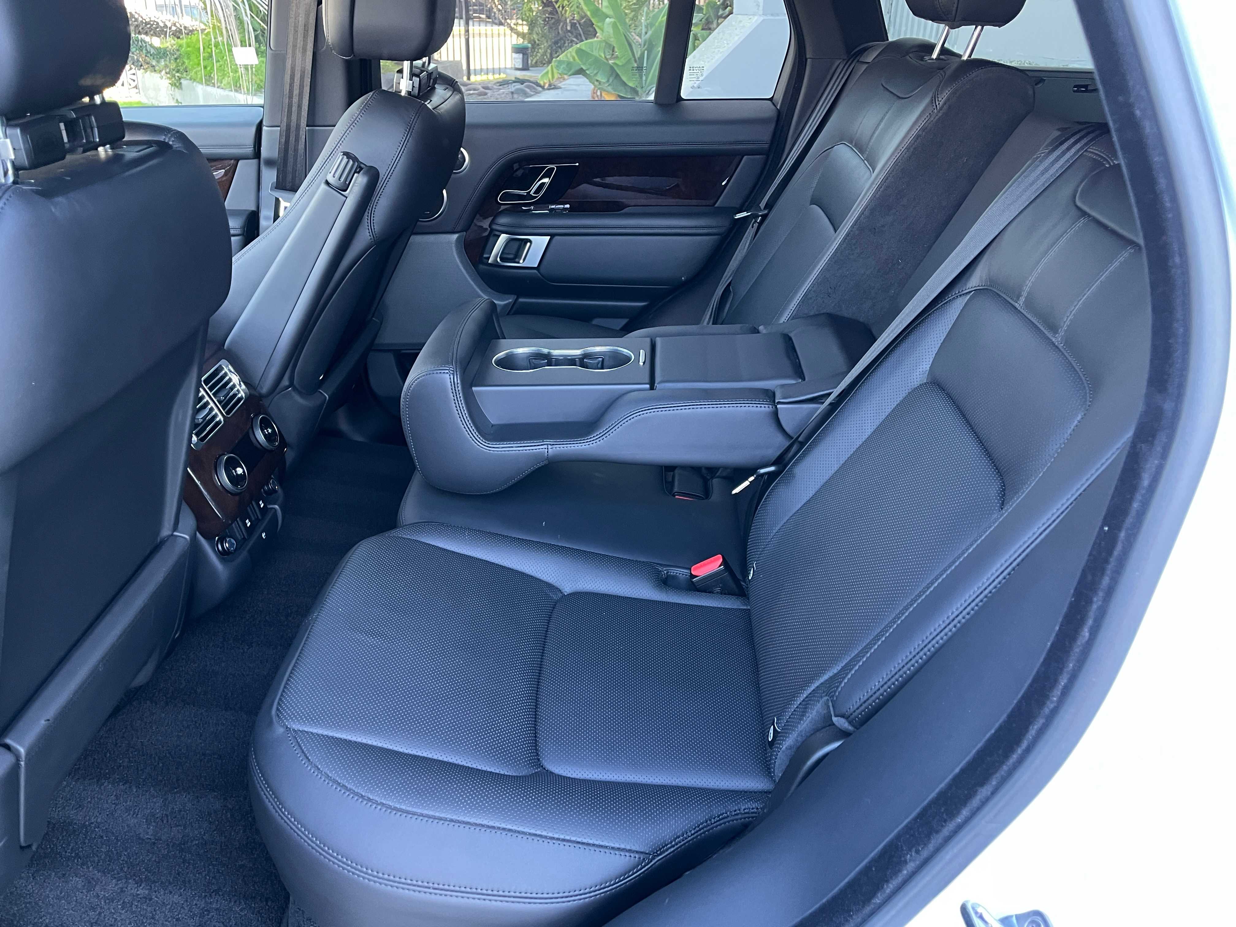 Land Rover Range Rover Image 16