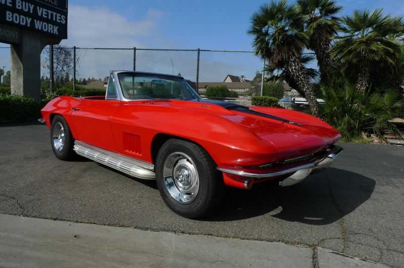 Chevrolet Corvette Image 31