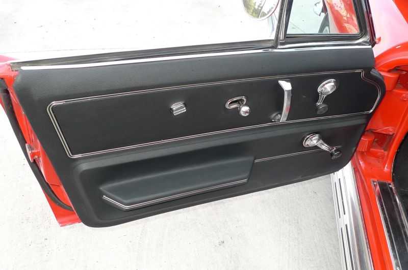Chevrolet Corvette Image 34