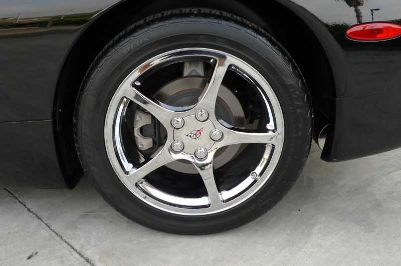 Chevrolet Corvette Image 5