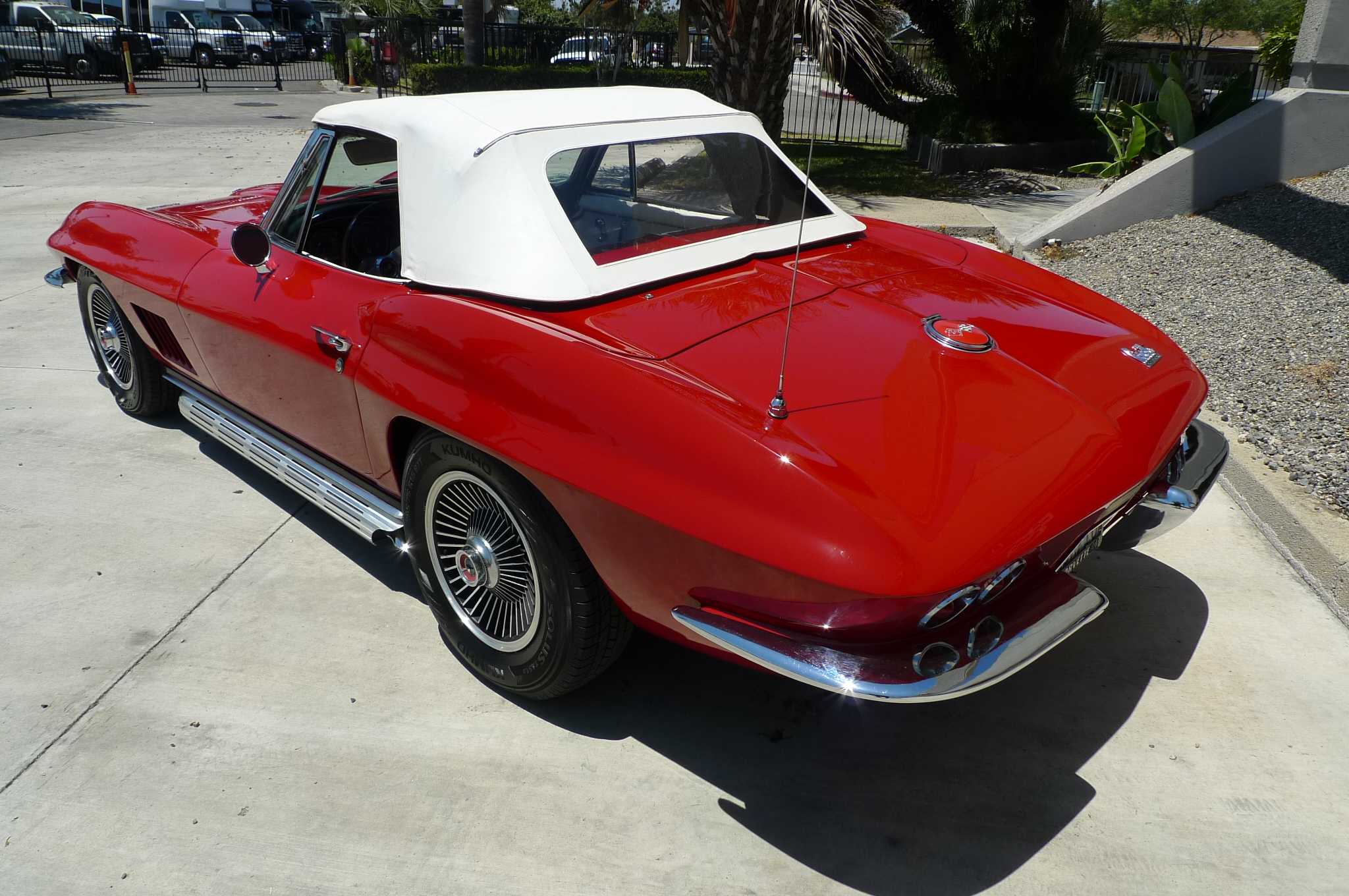 Chevrolet Corvette Image 52