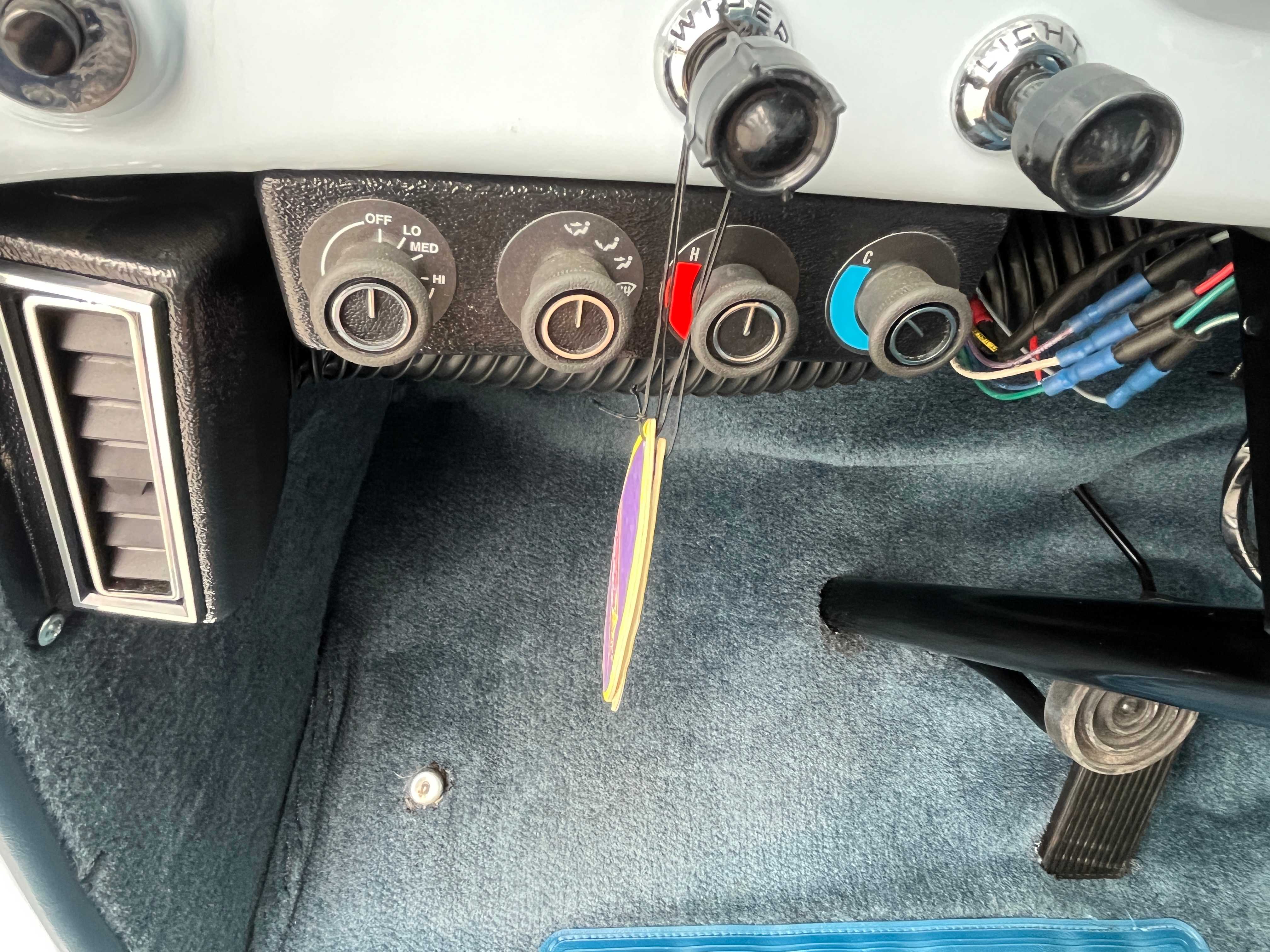 Ford F-100 Image 45