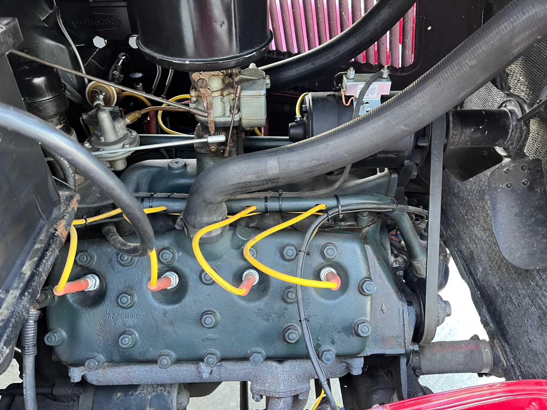 Ford pickup Image 29