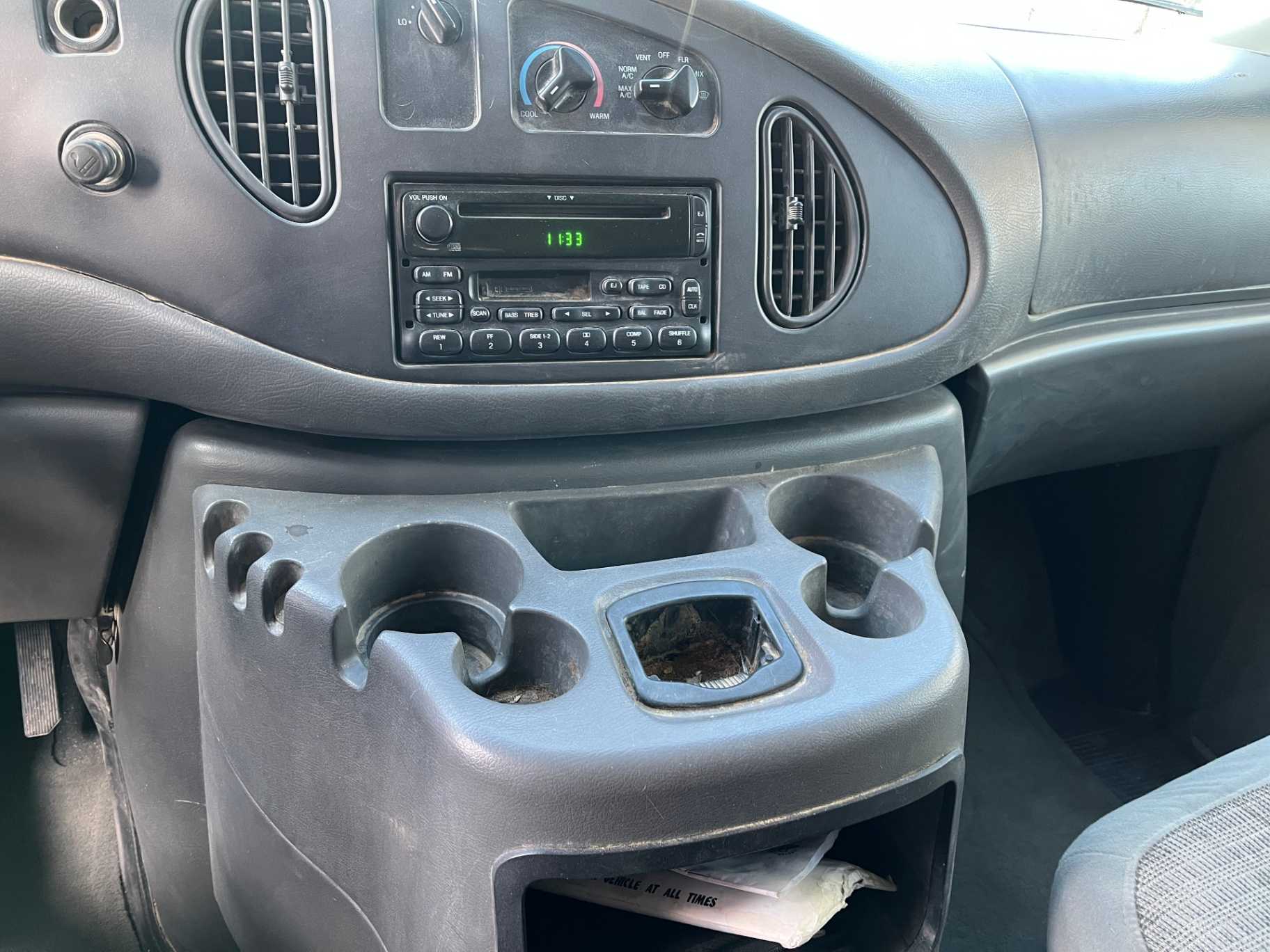 Ford E-Series Image 60