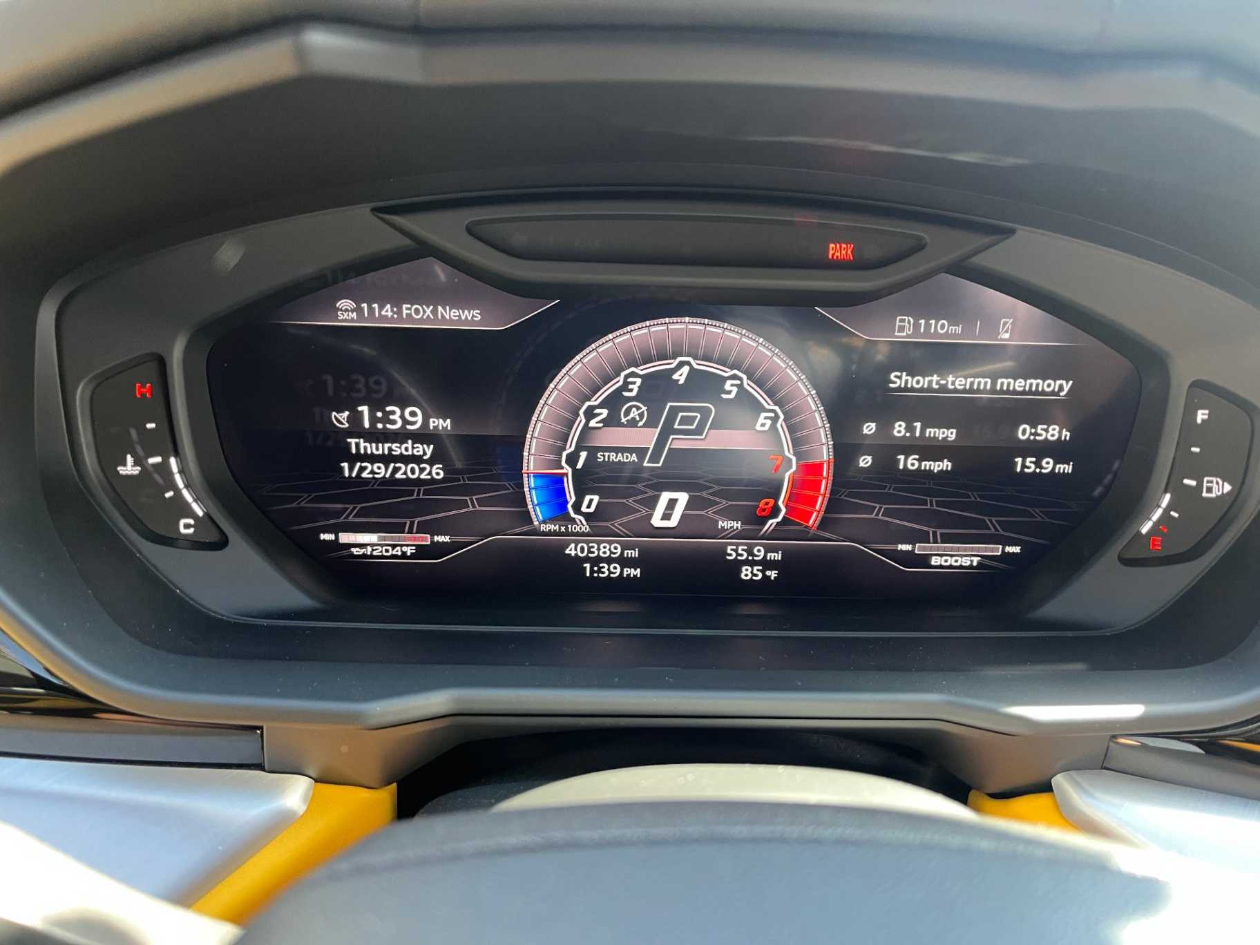 Lamborghini Urus Image 23