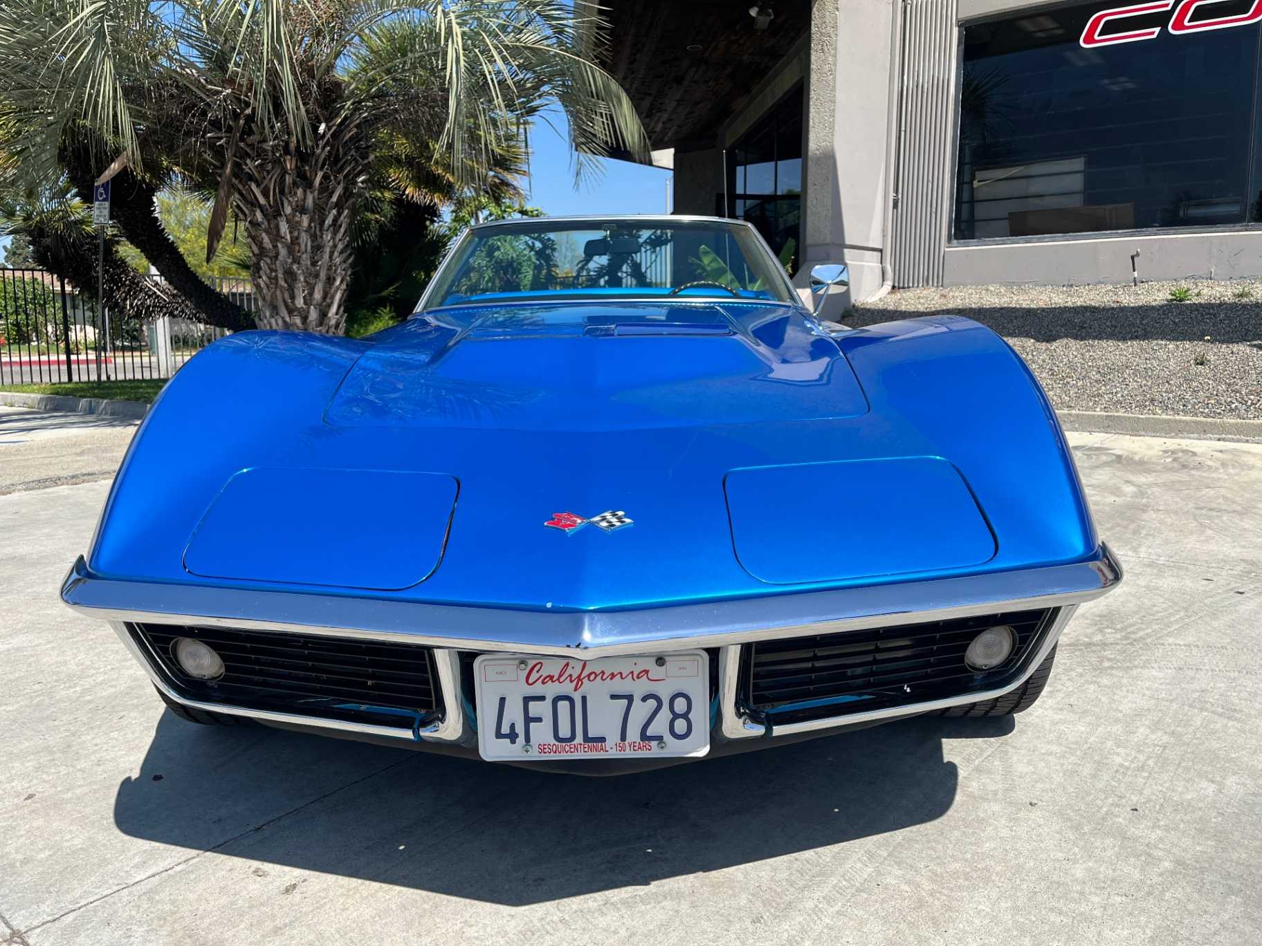 Chevrolet Corvette Image 25