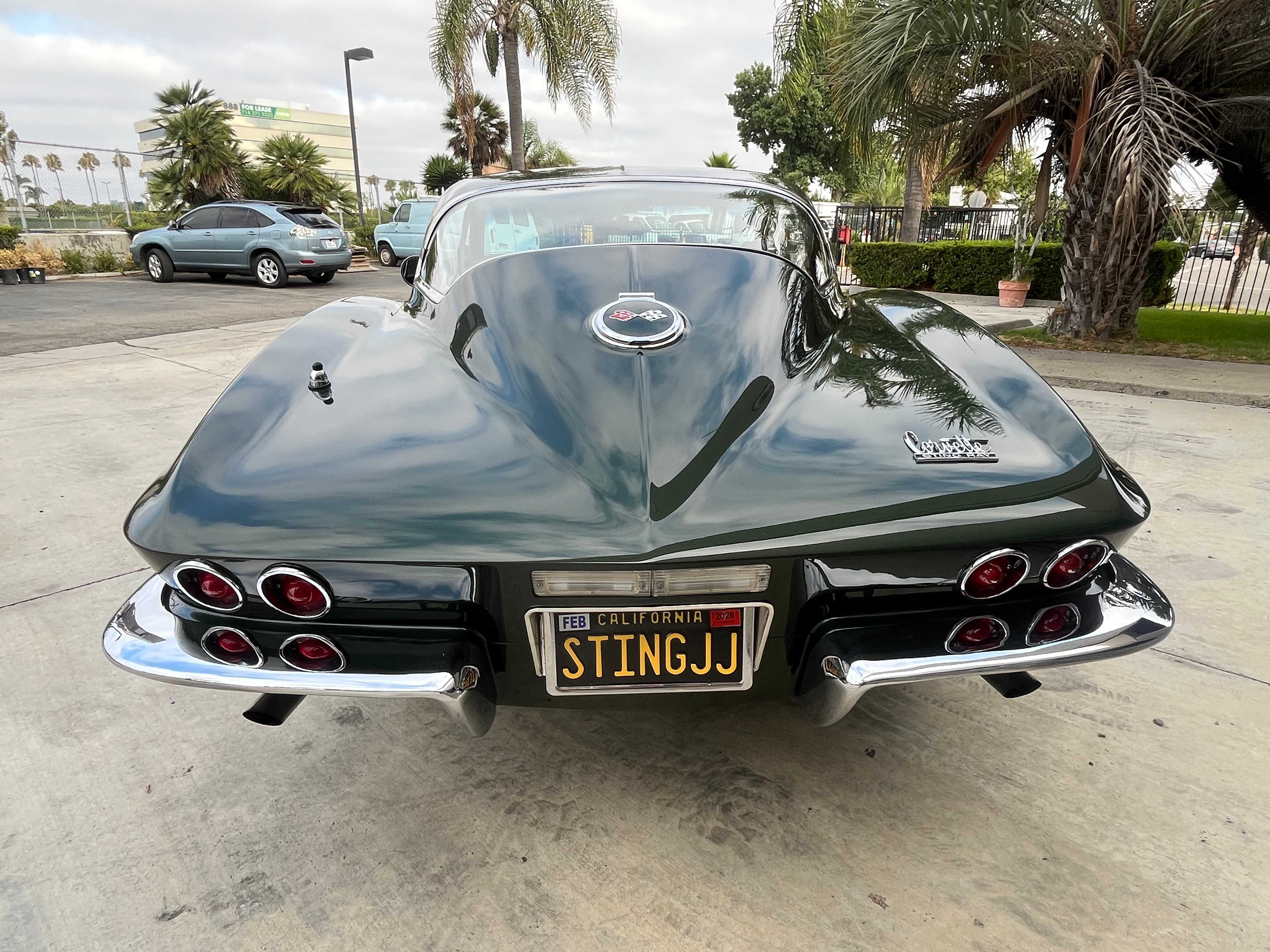 Chevrolet Corvette Image 4
