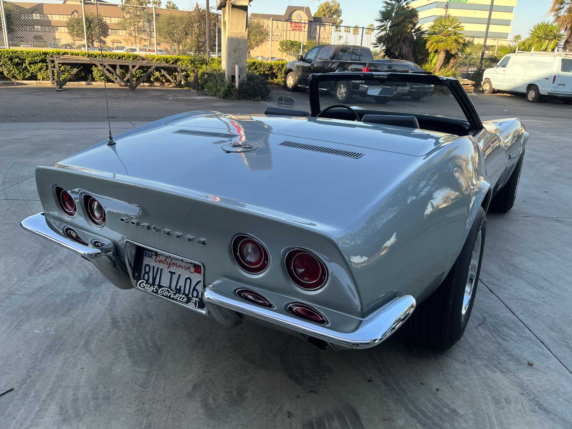 Chevrolet Corvette Image 10