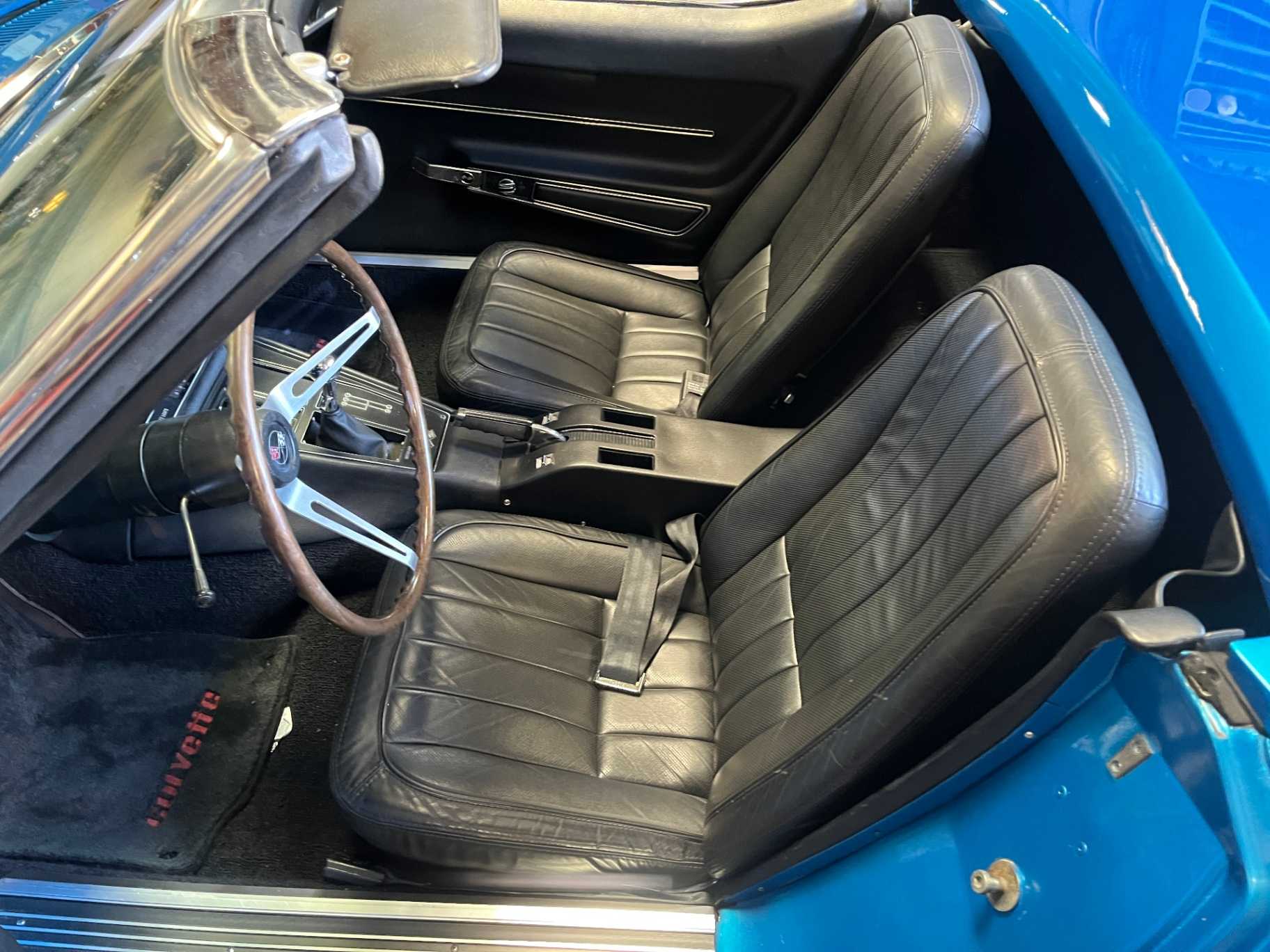 Chevrolet Corvette Image 34